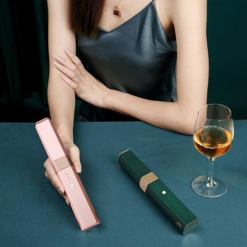 מחליק נייד קומפקטי נטען